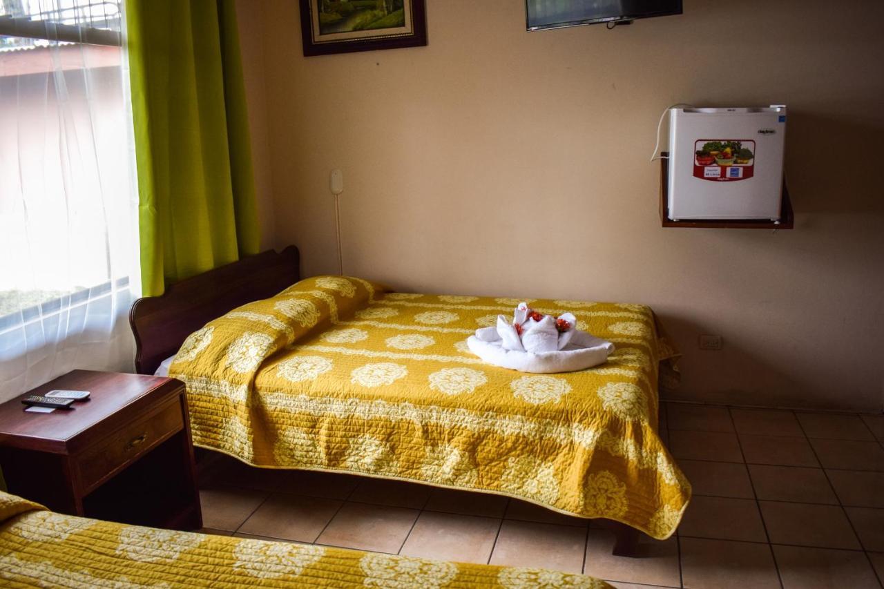 Hotel La Choza Inn La Fortuna Eksteriør billede