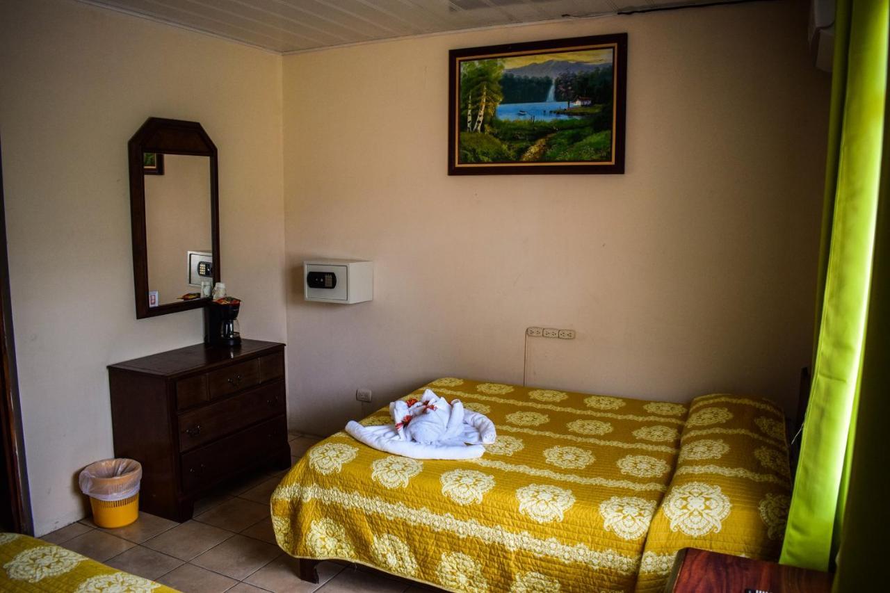 Hotel La Choza Inn La Fortuna Eksteriør billede